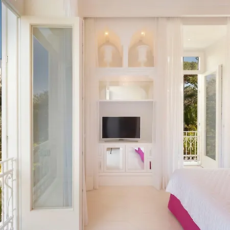 Couette-café Silvana Relais 4*