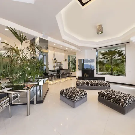 希尔福纳蕾莱住宿加早餐旅馆 4*